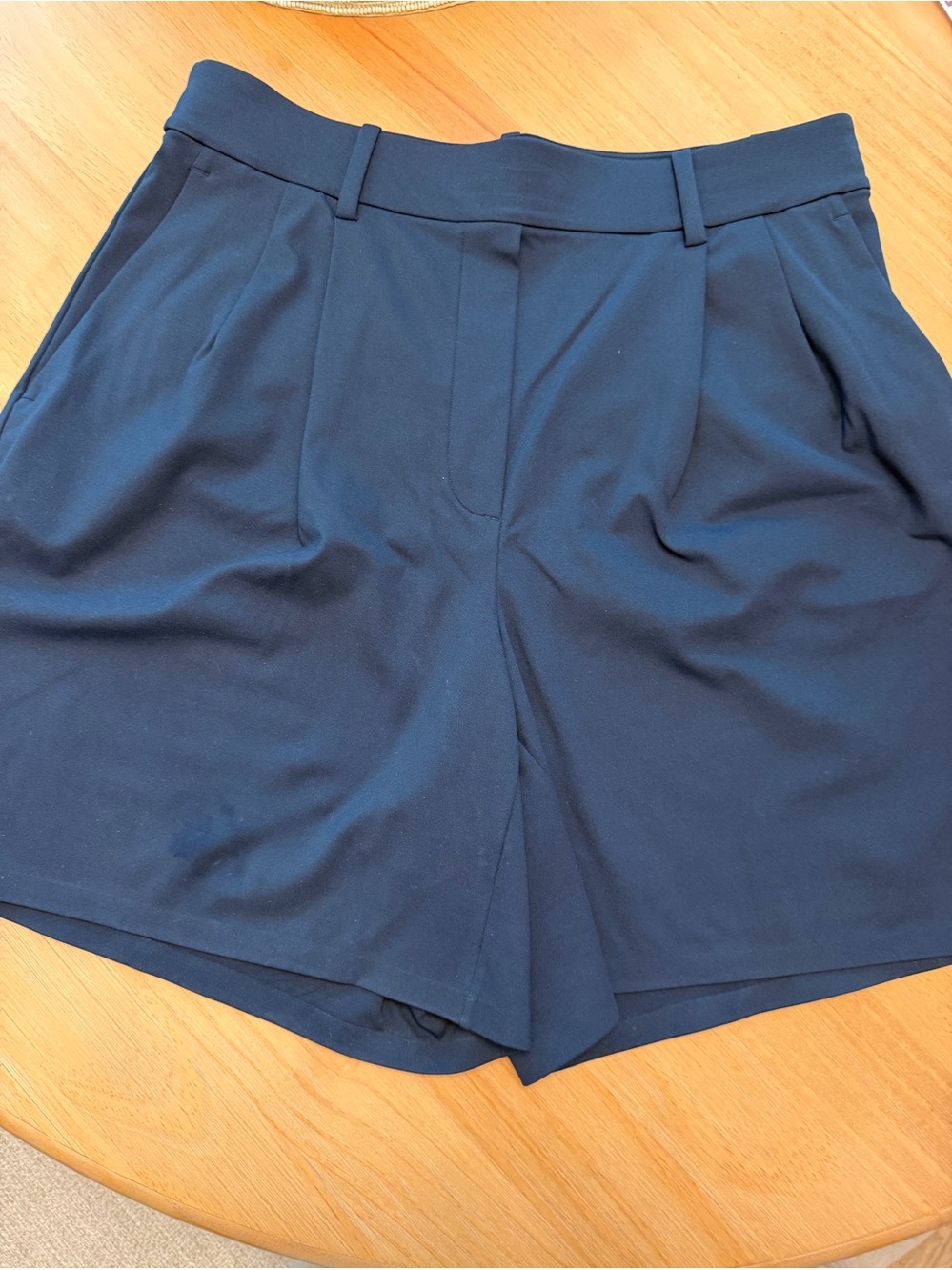Women’s Classic High-Waist navy Shorts